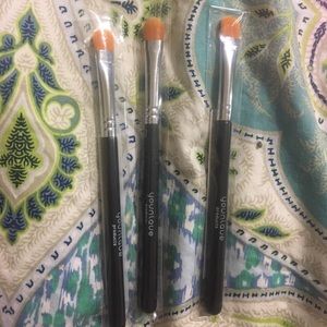 Younique Cream Brushes